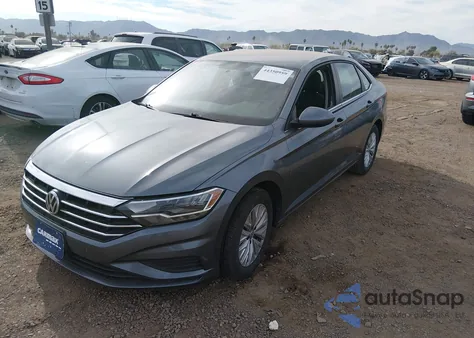 2019 Volkswagen Jetta 1.4T R-Line/1.4T S/1.4T Se z USA, uszkodzony, nr VIN 3VWC57BU6KM250721